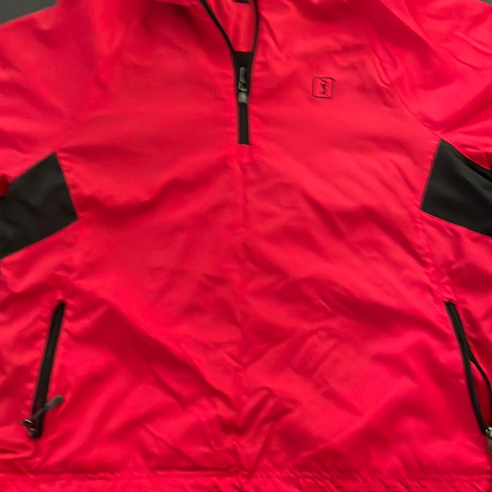 PGA Tour Golf Windbreaker - with zip off sleeves like new.